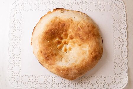 Лепешка узбекская