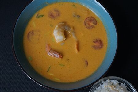 Том Ям Кунг