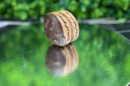 Макарон Сникерс