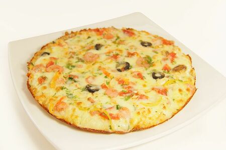 Пицца с креветками