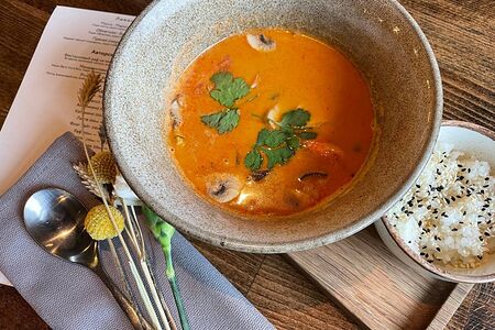 Том ям с цыплёнком