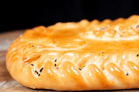 Пирог с капустой и яйцом