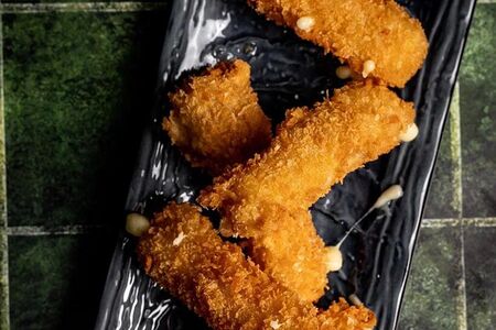 Моцарелла в хрустящей шубке