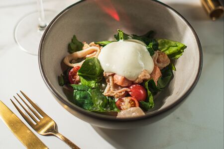 Салат с морепродуктами