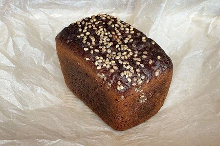 Хлеб ржаной со злаками