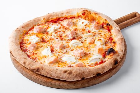 Пицца с лососем