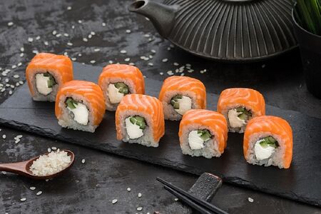 Ролл Филадельфия классик