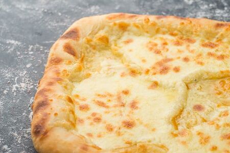 Хачапури с тройным сыром