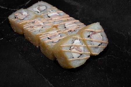 Горячий с беконом и курицей