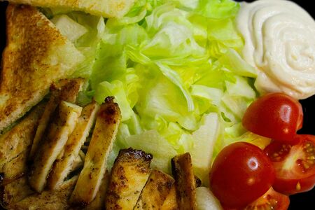 Цезарь с курицей