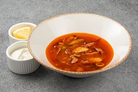 Солянка сборная мясная