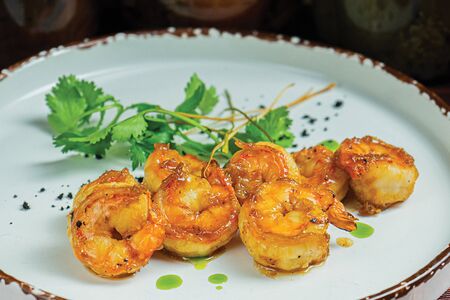 Креветки в пряном соусе