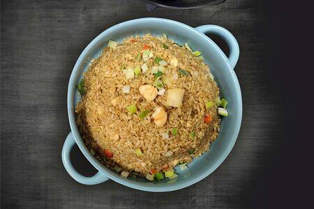 Рис, жаренный с морепродуктами