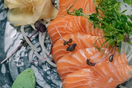 Сашими лосось