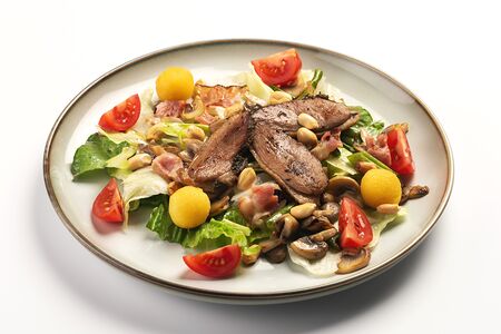 Салат с утиной грудкой