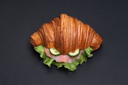 Круассан с Лососем