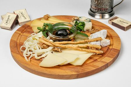 Сырное ассорти