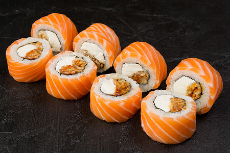 Филадельфия с лососем и угрем