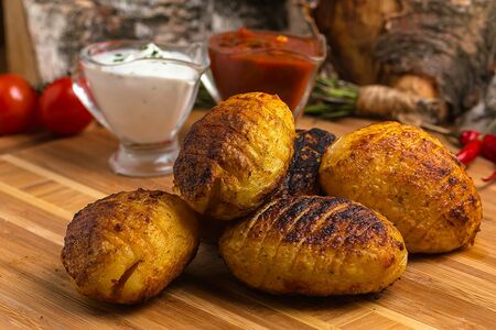 Шашлык из молодого картофеля