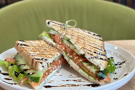 Сэндвич с сёмгой и творожным сыром