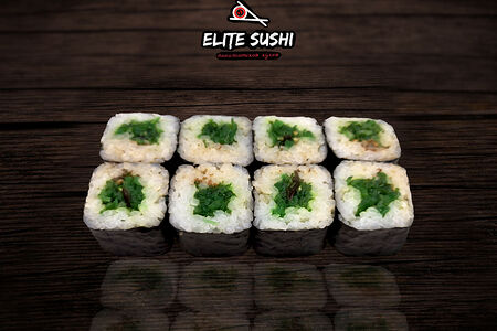 Хосомаки с чуккой