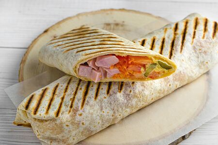 Икс ролл с ветчиной