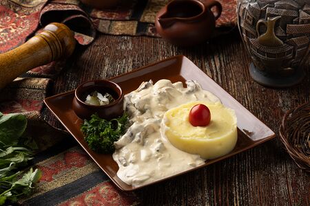 Бефстроганов