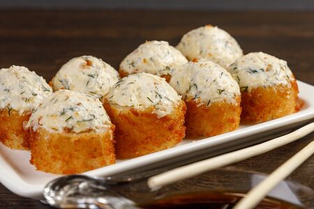 Горячий ролл Бэби маки с курицей темпура