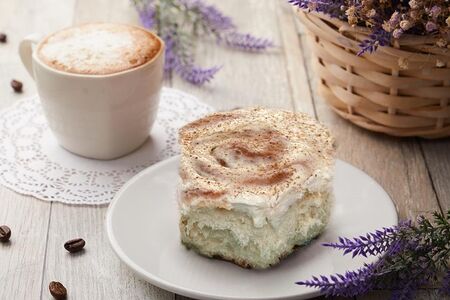 Вегетарианская булочка синнабон