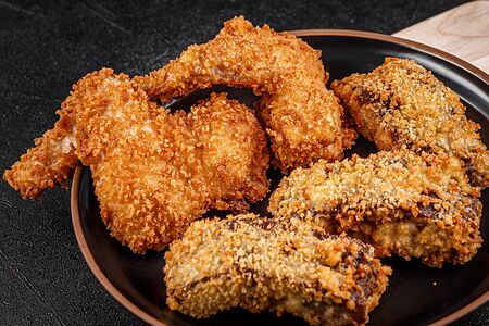 Комбо - рёбра гриль и куриные крылья в панировке