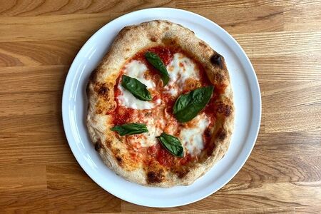 Пицца Пелати-базилик