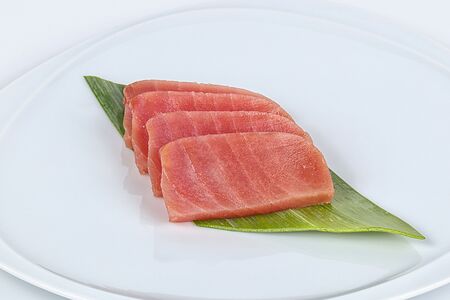 Сашими с тунцом