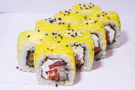 Ролл Такуан