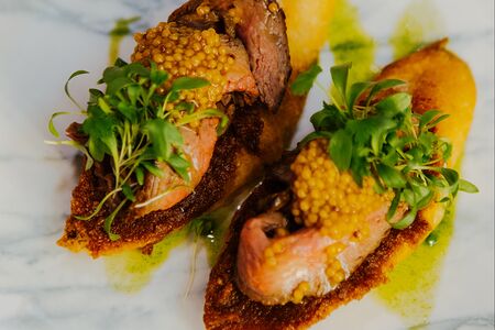 Ростбиф, песто из вяленых томатов