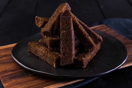 Гренки чесночные