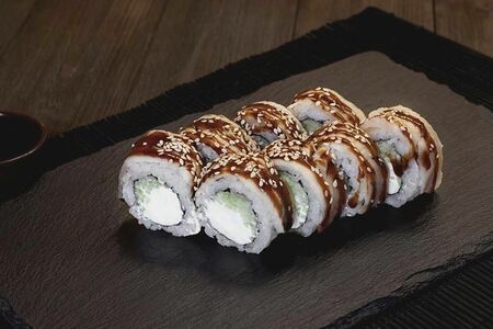 Ролл Запечённая Филадельфия с окунем