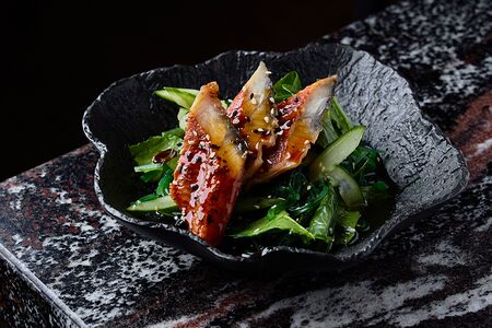 Узаку с угрем