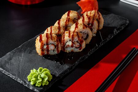 Ролл Жареный с креветкой