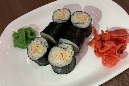 Ролл Маки эби