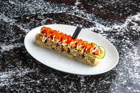 Хот-дог Evoo с лососем