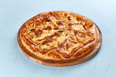 Хачапури с копченым сыром