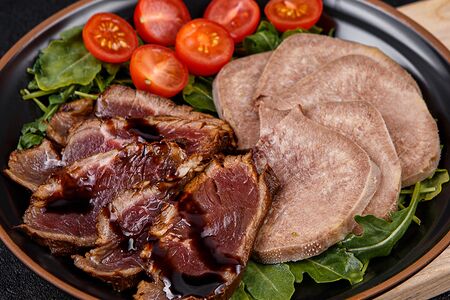 Нарезка мясная