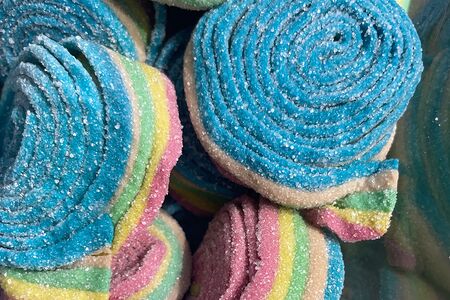 Рулетики разноцветные