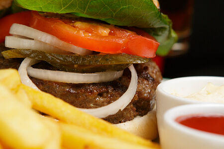 Бургер Строганов