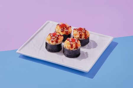 Запеченный ролл с креветкой в сырном соусе 1/2