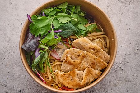 Удон с курицей