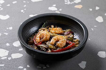 Вок с креветками