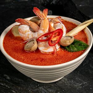 Том ям с креветками