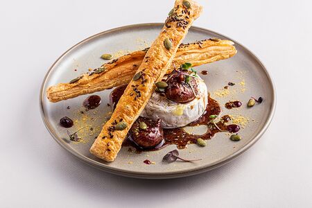 Запеченный камамбер