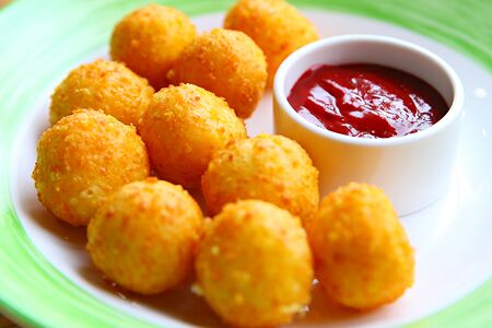 Сырные шарики